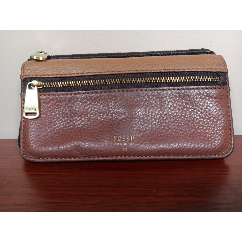 Fossil Preston Wallet Brown Colorblock Pebbled Leather Flap Zip Pockets EUC